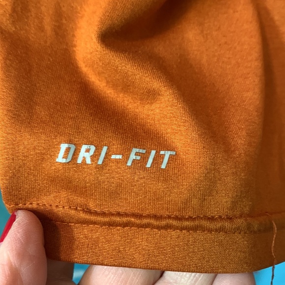 Texas Longhorn Football dri-fit - Picture 4 of 6